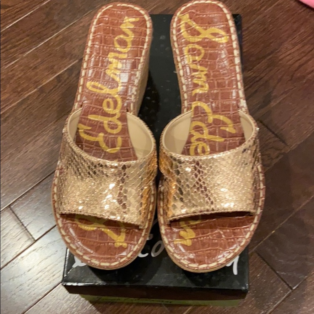 Brand new Sam Edelman Rose Gold Reid Wedge.